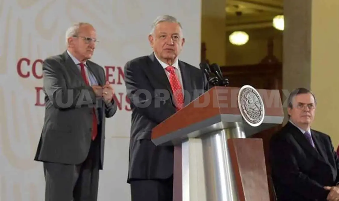 AMLO descarta suspender a superdelegados