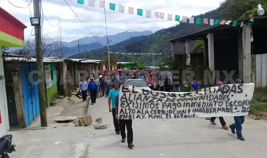 Habitantes de Los Plátanos exigen entrega de recursos