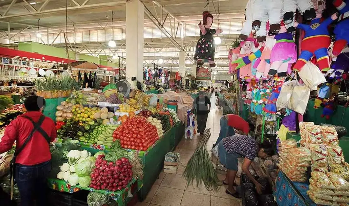Realizarán mejoras en mercados de la capital