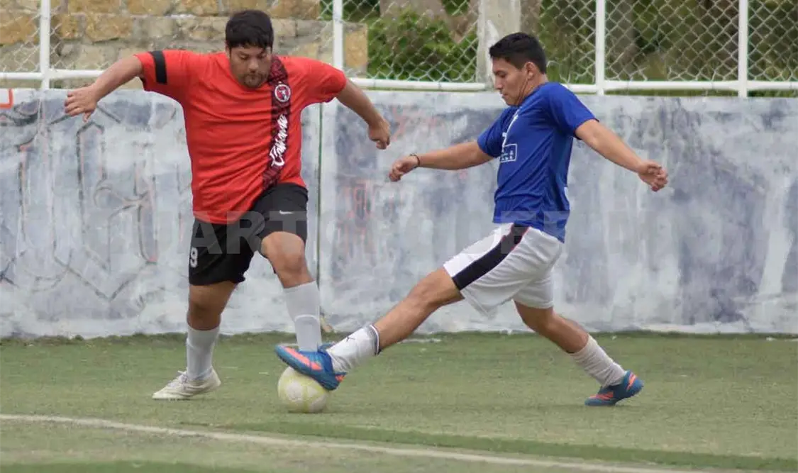 Juventus doblega a Deportivo Atom