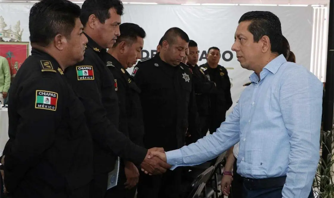 Llaven Abarca hizo un llamado a mejorar la operatividad en los 30 municipios con mayor incidencia delictiva de Chiapas. CP
