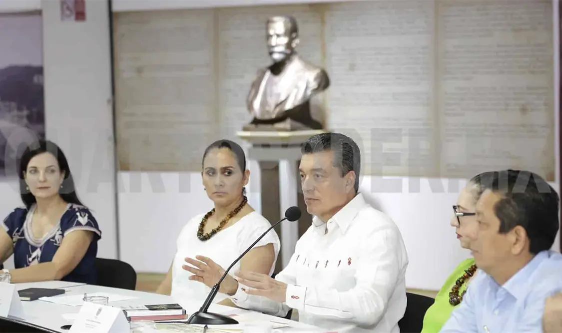 El gobernador encabezó la reunión quincenal con integrantes de su Gabinete Legal y Ampliado. CP