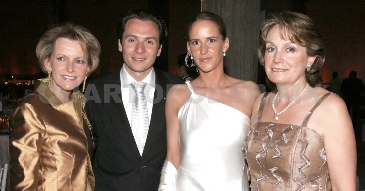 A la izquierda de la gráfica Gilda Austin, quien es acusada de asociación delictuosa y lavado de dinero. Twitter