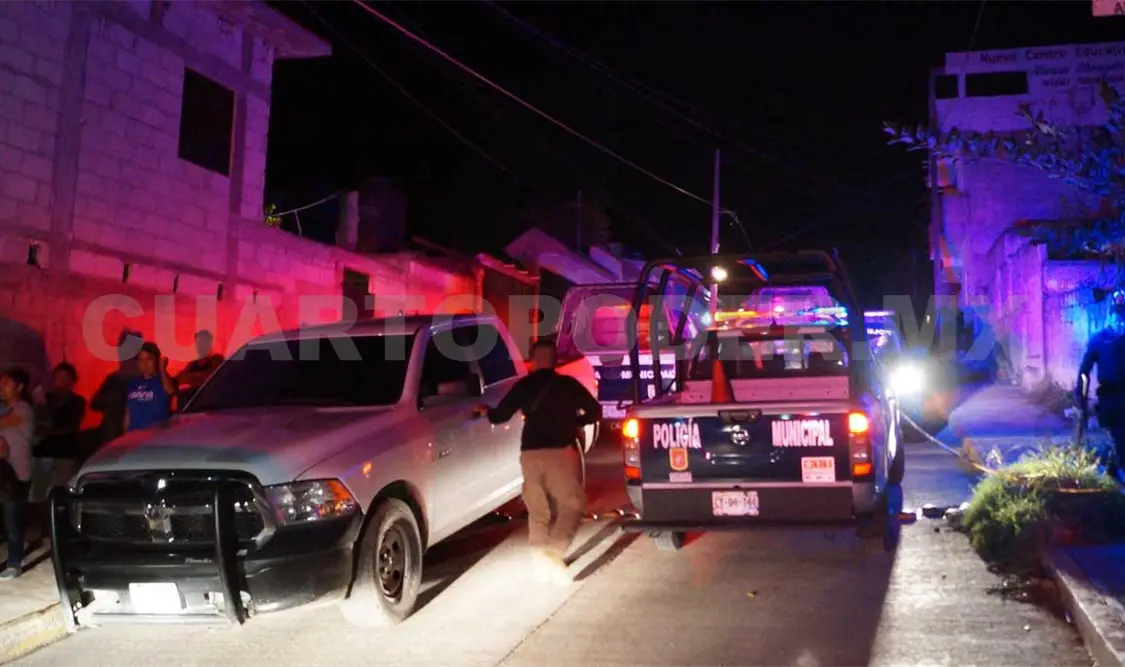 Personal de la Dirección General de Servicios Periciales arribó para las diligencias correspondientes para trasladar posteriormente el cadáver. Edberg Mayorga / CP