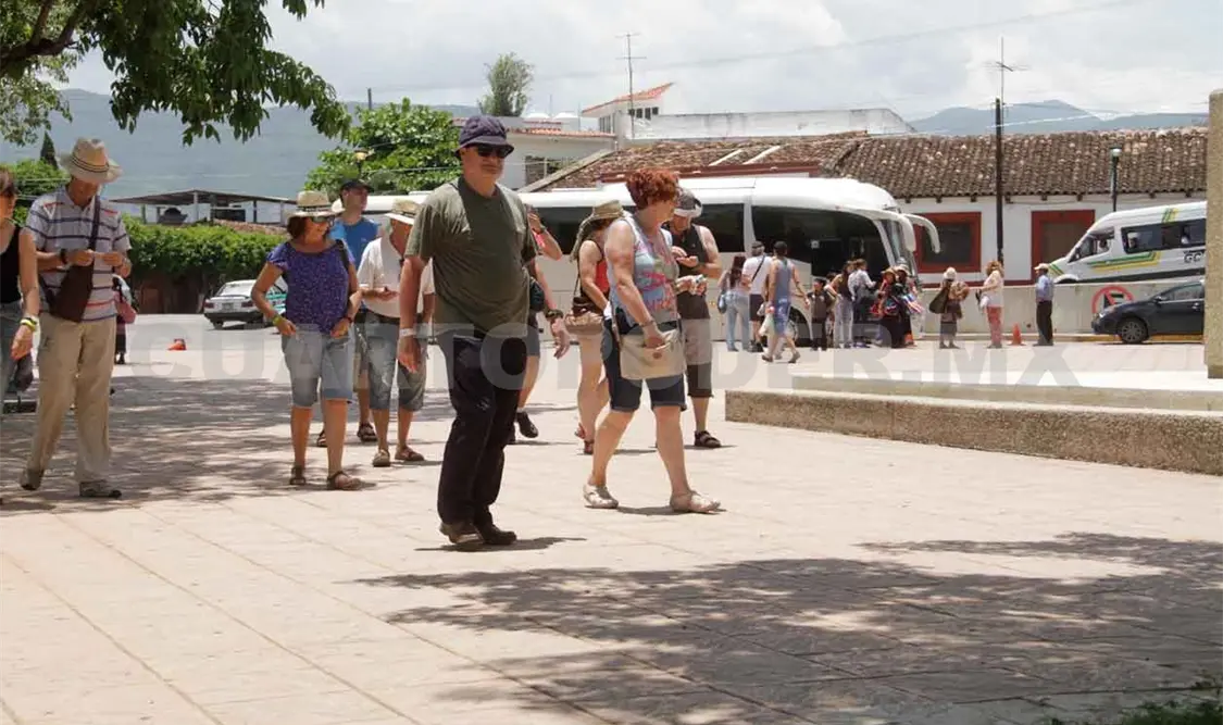 Falsos guías turísticos abundan en el estado