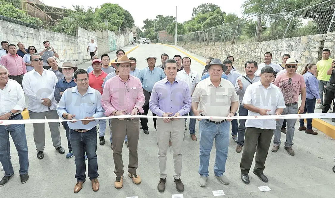 El mandatario señaló que la ejecución correcta de los recursos permite dar un nuevo rostro a la capital chiapaneca. CP