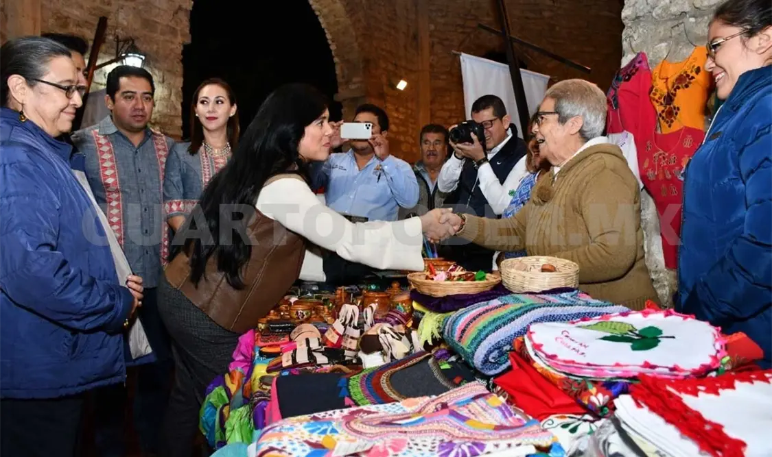 Inauguran primera expo Feria Artesanal