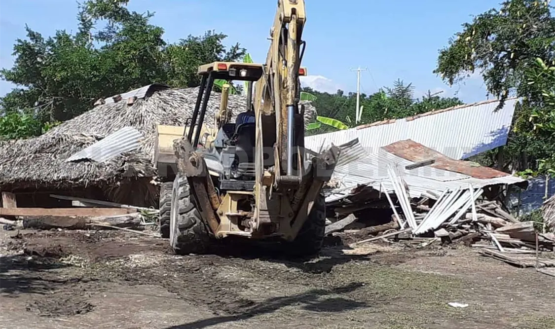 Desalojan nueve predios en Mapastepec
