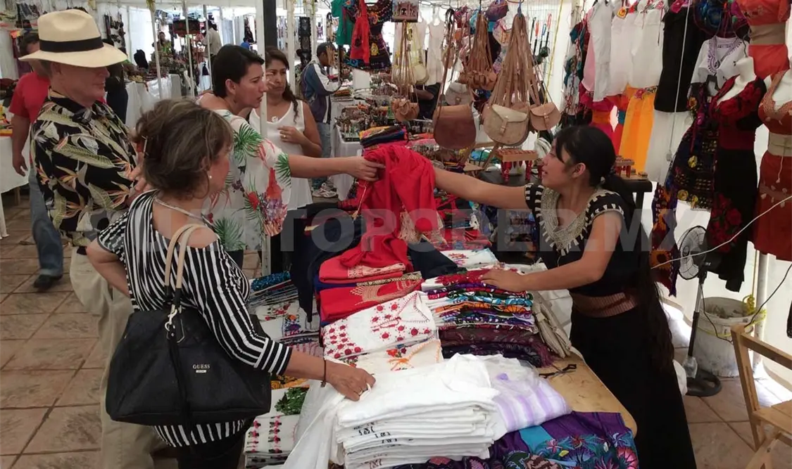 Empresarios buscan una Guelaguetza chiapaneca