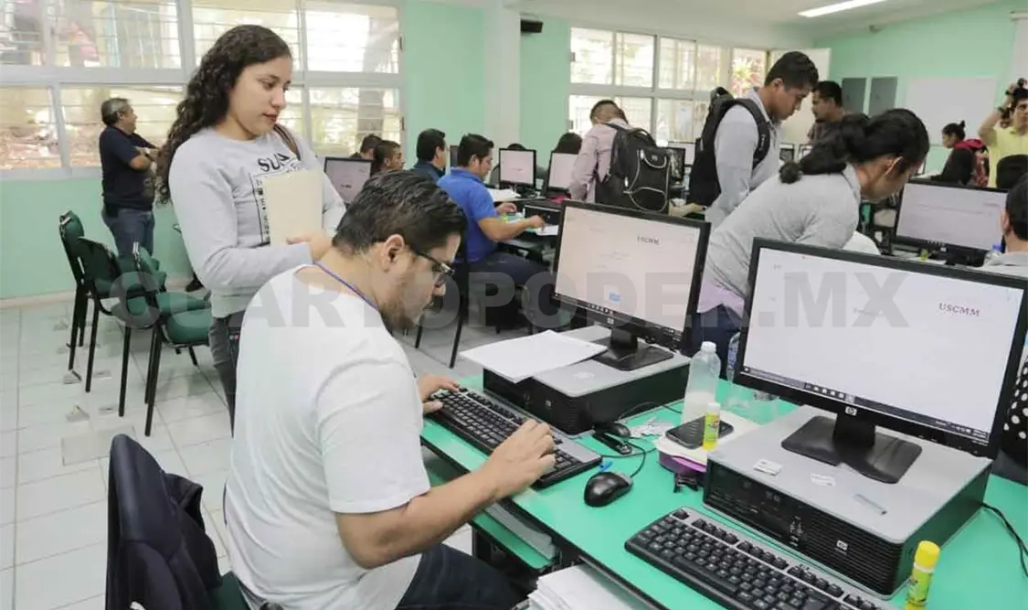 Validan documentos de 750 aspirantes a plazas