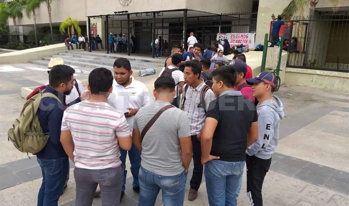 Piden recursos para Normal de Huehuetán