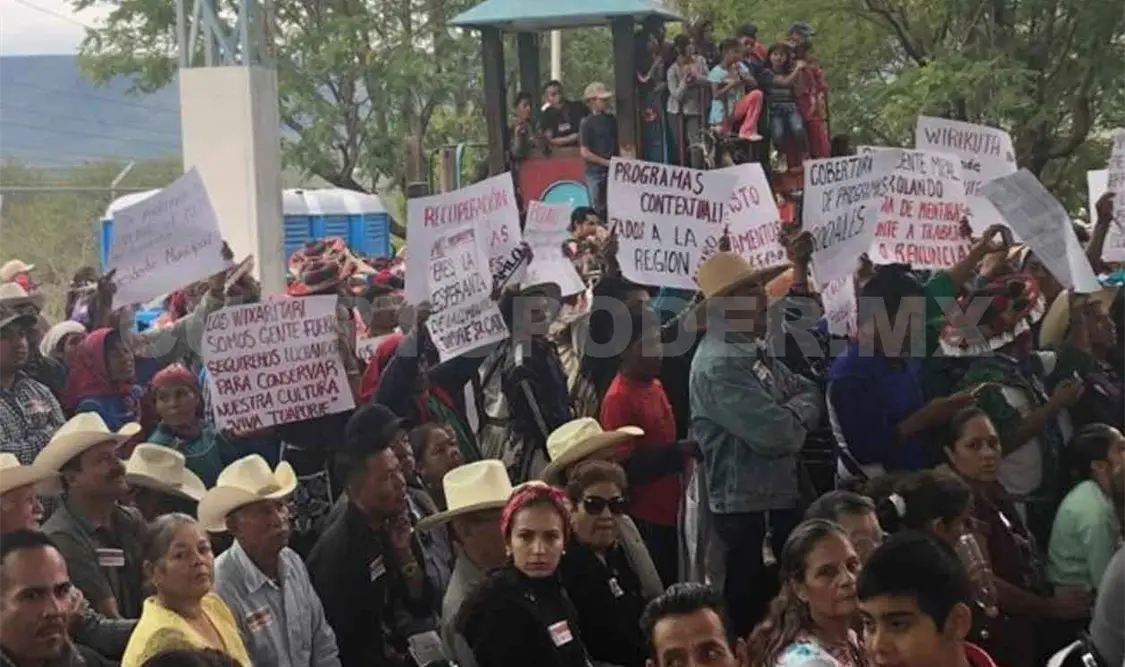 Condicionan pancartas contra gobernador