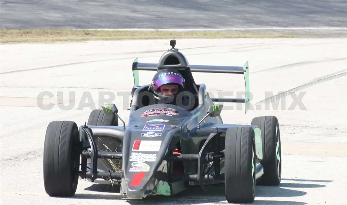Paulo Roqueñí Jr. se quedó con la corona