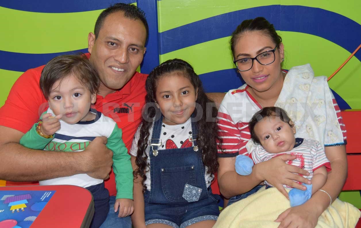 ¡Felices 4 años, Aarón!