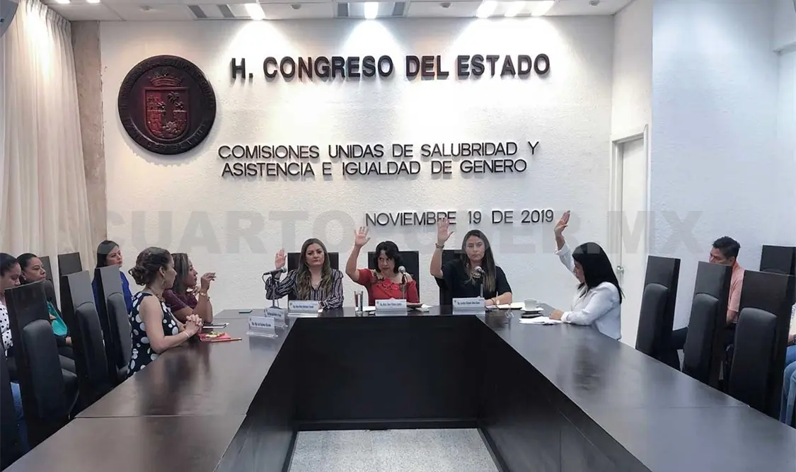 Analizan iniciativa sobre violencia obstétrica