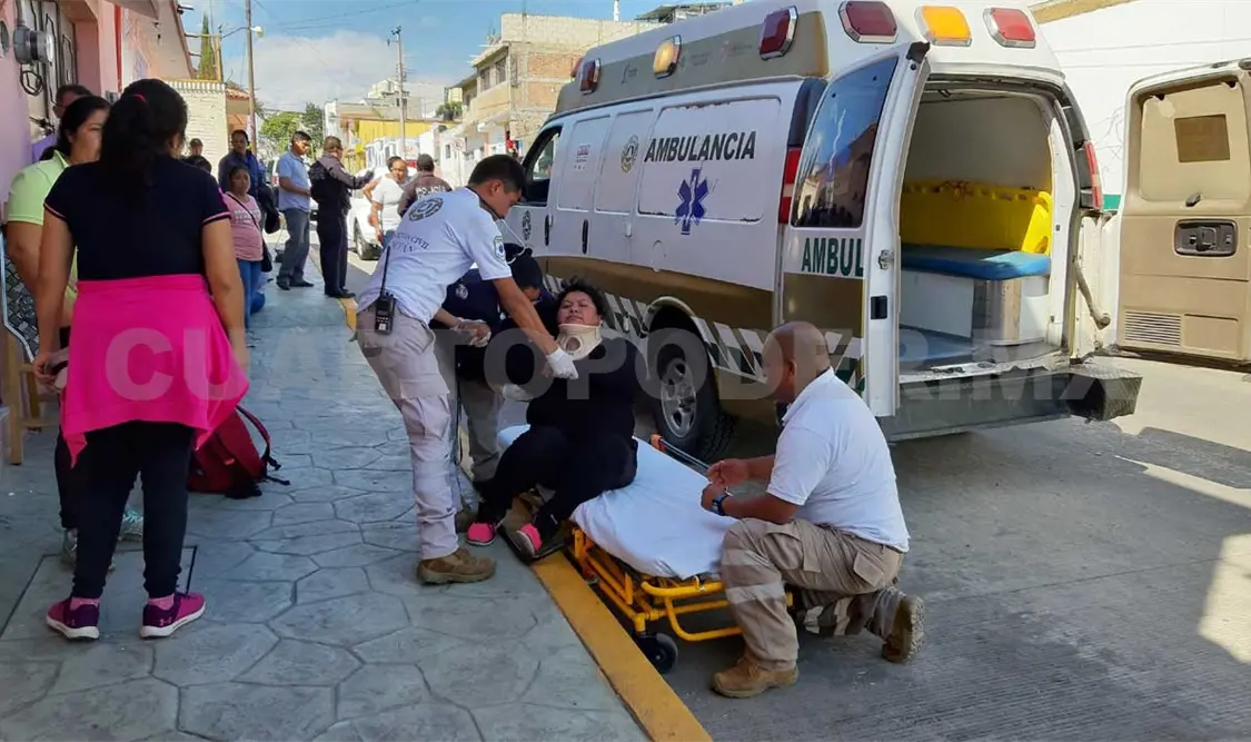 Ocho lesionados tras chocar dos combis