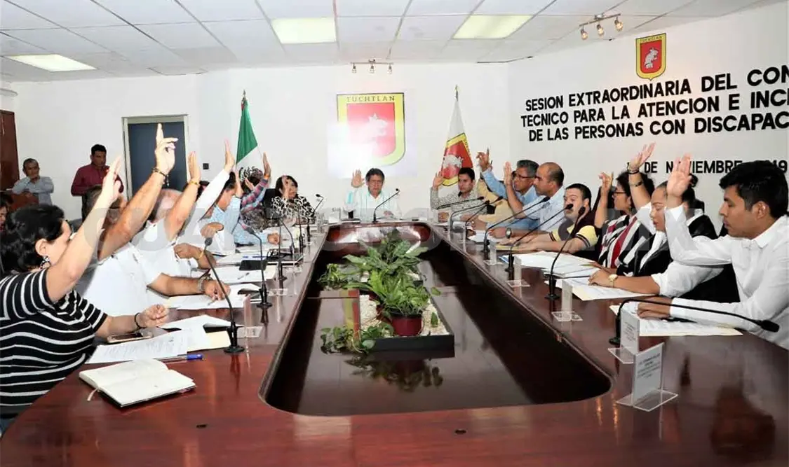 Sesionan en beneficio de personas con discapacidad