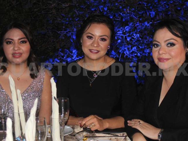 Velada llena de amor Velada llena de amor