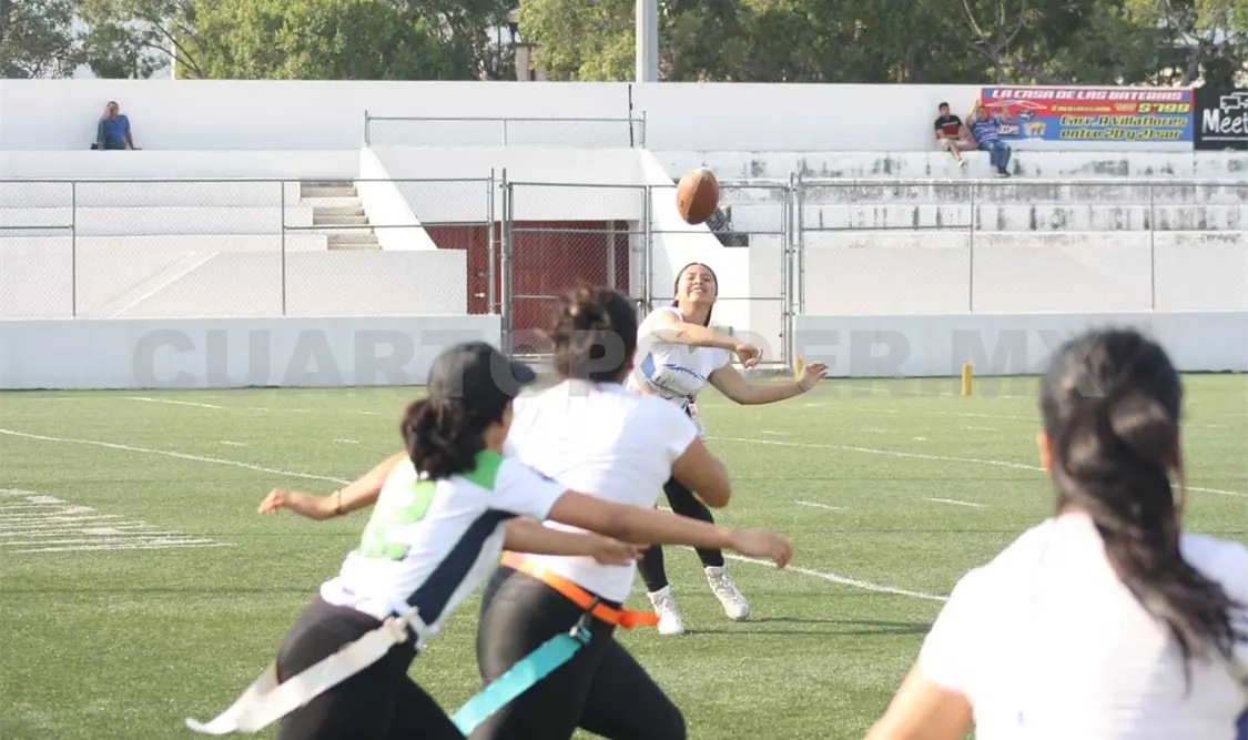 Para la jornada 6 del campeonato fueron programados 13 encuentros, y la Unach puso en juego su calidad de invicto en la femenil. Jesús Ortega/CP