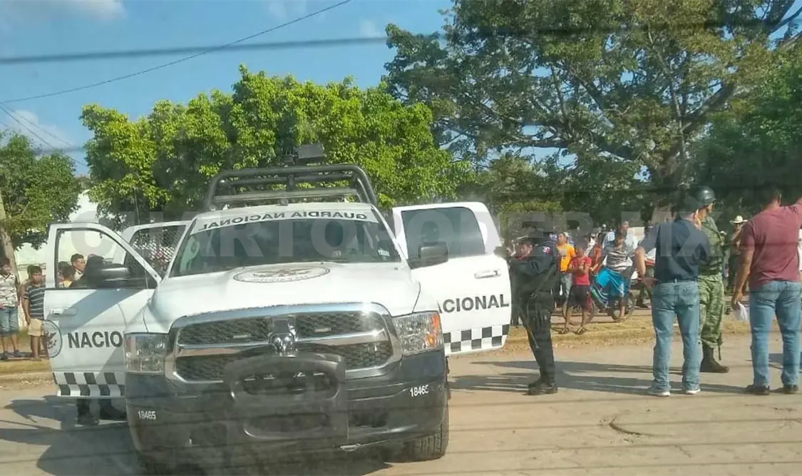 Entregan a presunto narcomenudista