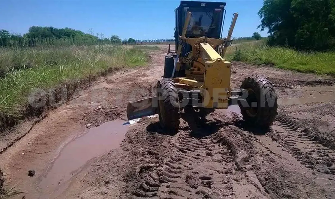 Rehabilitan camino a Iglesia Vieja en Tonalá