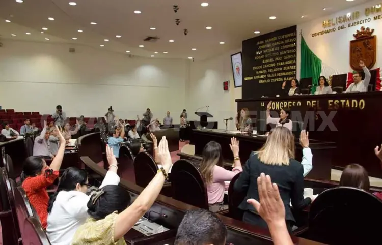 “Frenarán” renuncias de funcionarias municipales
