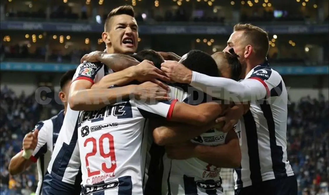Rayados se come la ida ante Santos; golea 5-2