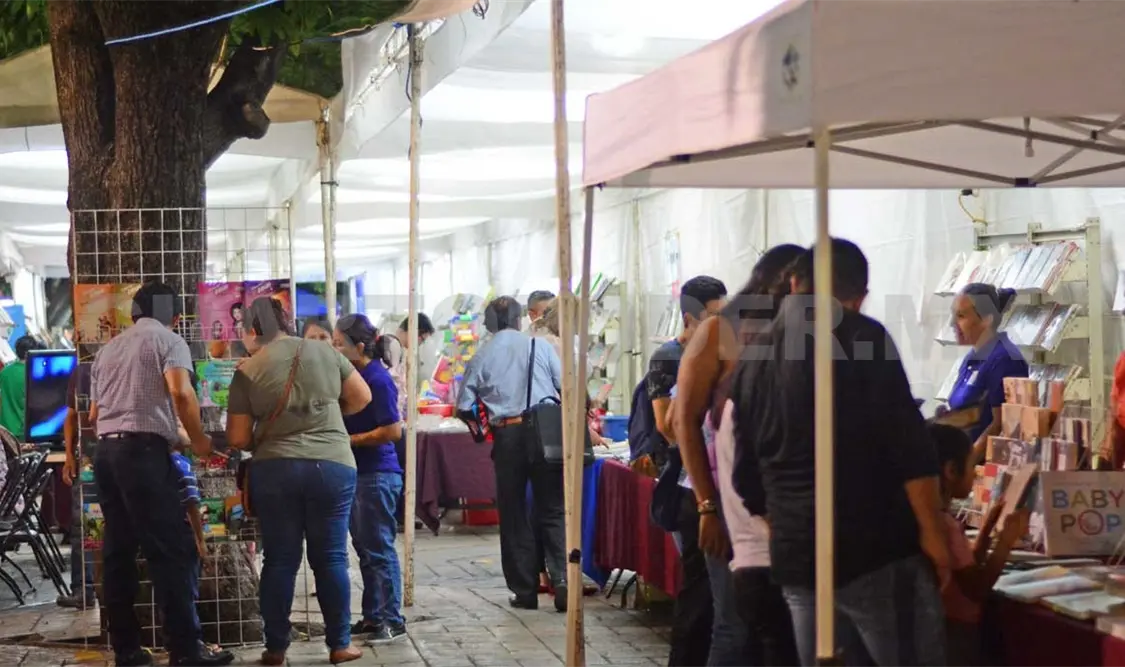 Inicia la Feria Municipal del Libro