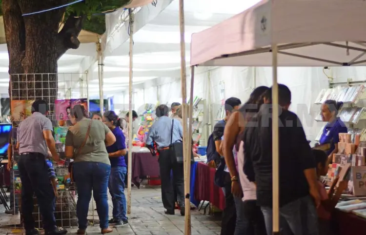 Inicia la Feria Municipal del Libro