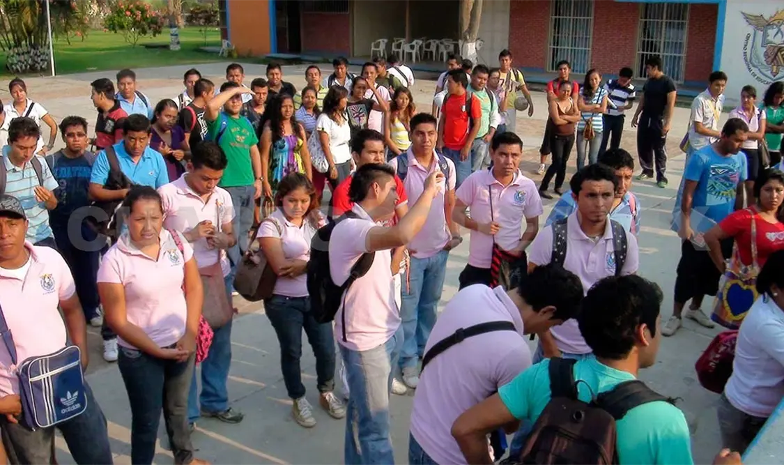 Contratan a normalistas egresados en 2018