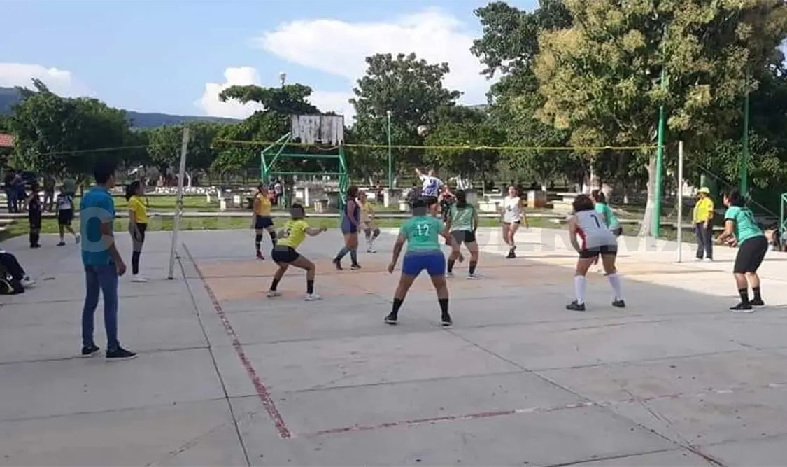 En cada una de las categorías ya hay equipos clasificados a las semifinales, esperando solamente a su rival. Cortesía