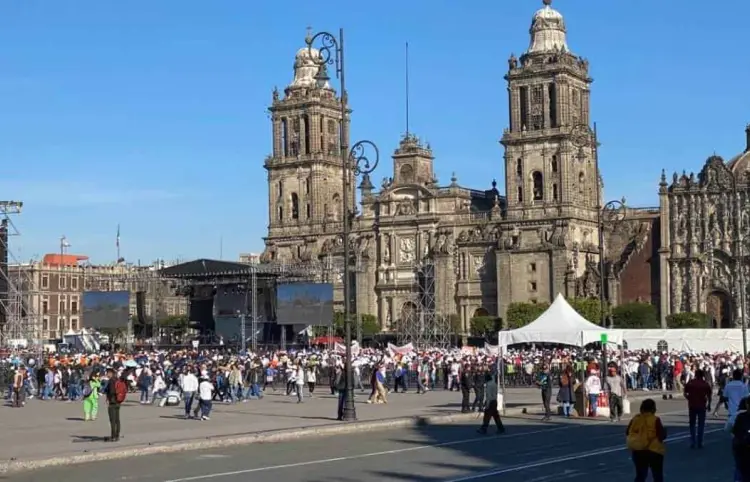 Realizan festival previo a mensaje de AMLO