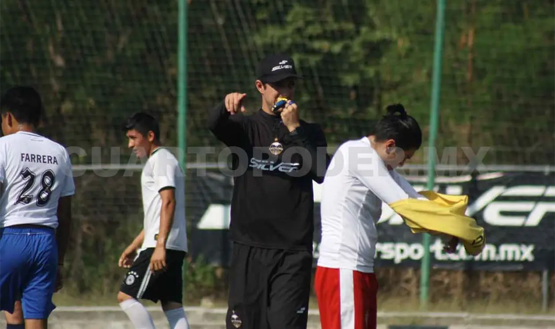 Diego de la Torre fue confirmado como DT