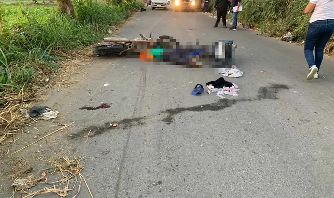 Perece ciclista en una aparatosa carambola