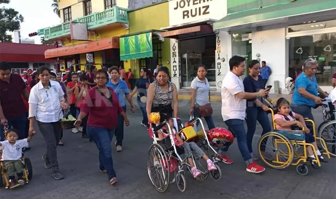 Jóvenes piden mayor inclusión social