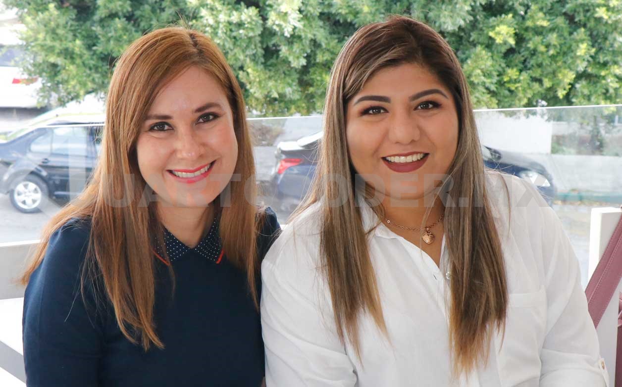 Lupita festejó entre amigas