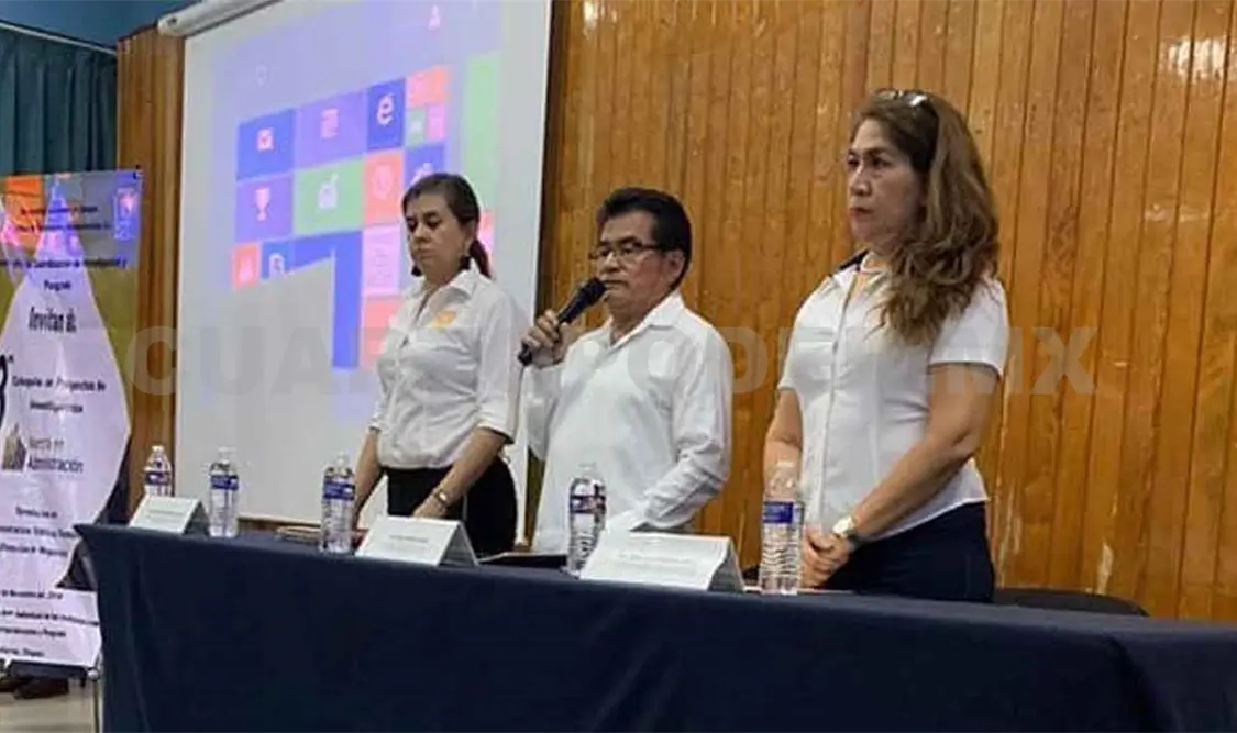 Realizan tercer coloquio