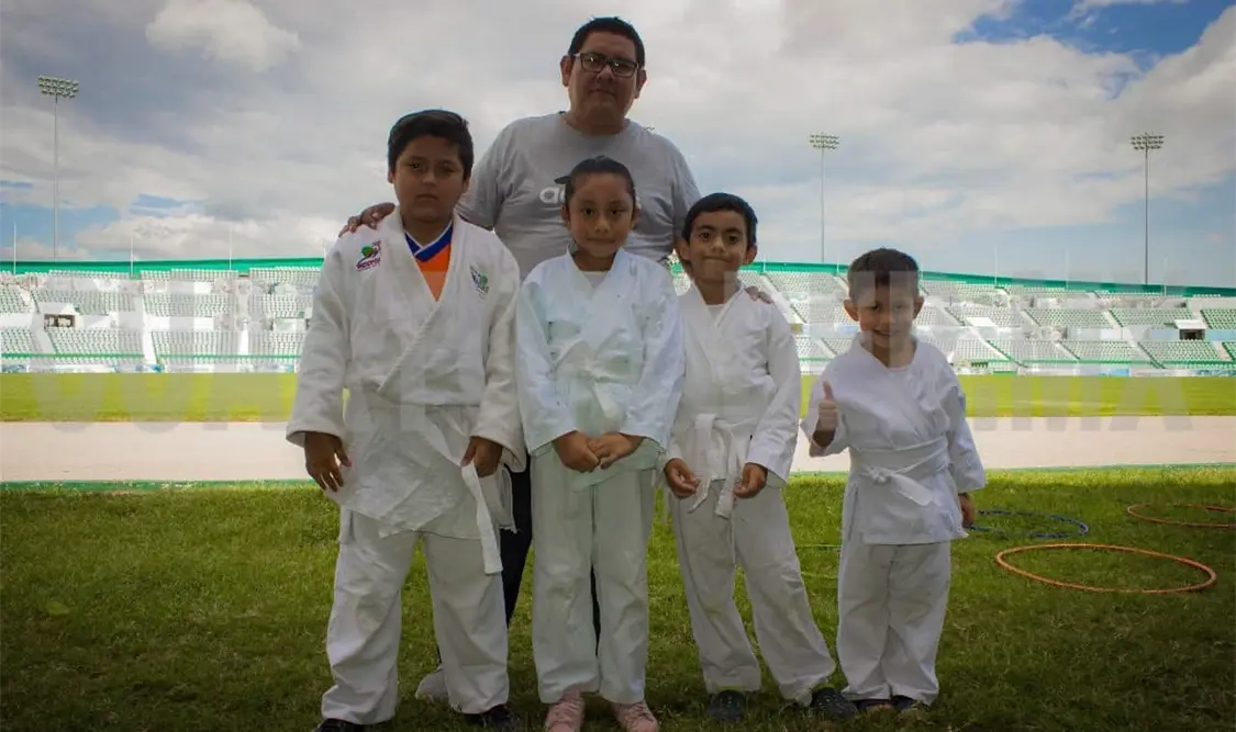 Sin opciones de continuar realizando su labor deportiva en la entidad, el presidente y entrenador se fue a vivir a Oaxaca. Cortesía