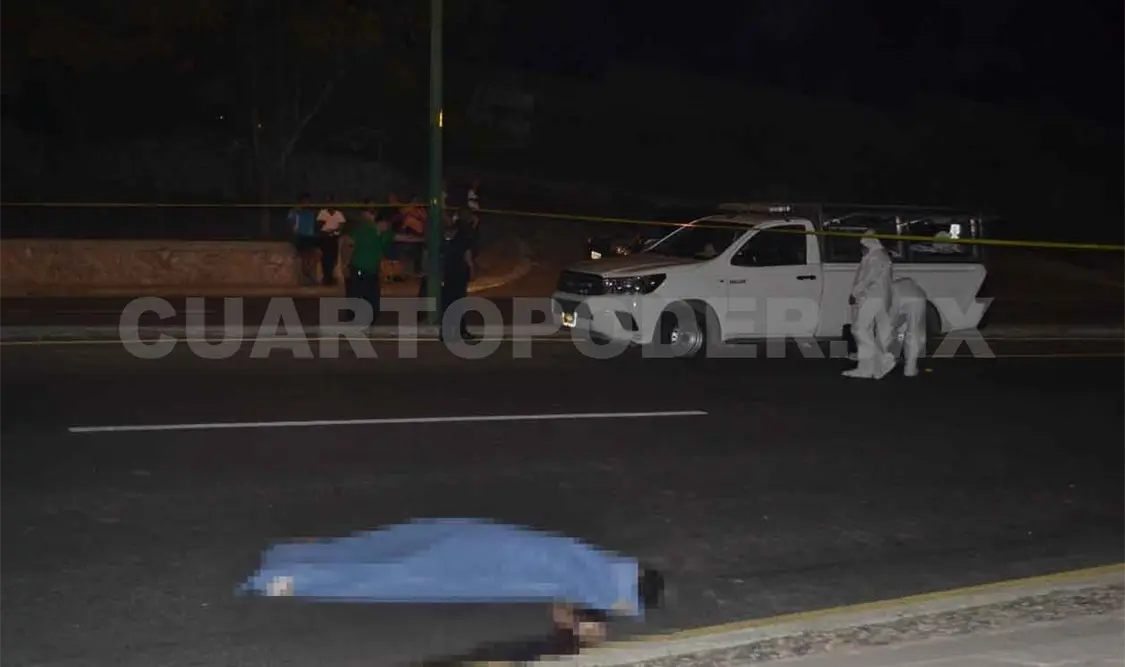 Desconocido fallece arrollado por autobús