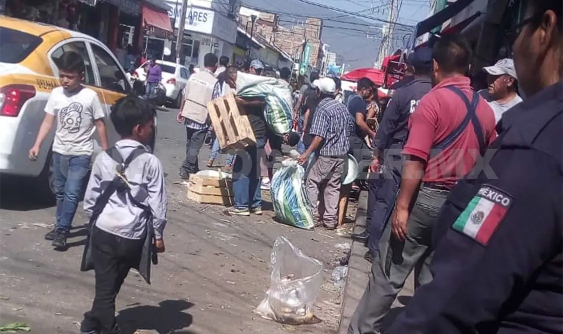 Locatarios del centro de la capital piden a las autoridades que los operativos contra el ambulantaje sean permanentes. CP