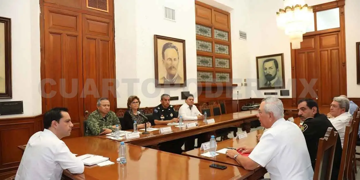 AMLO exhibe a los gobernadores