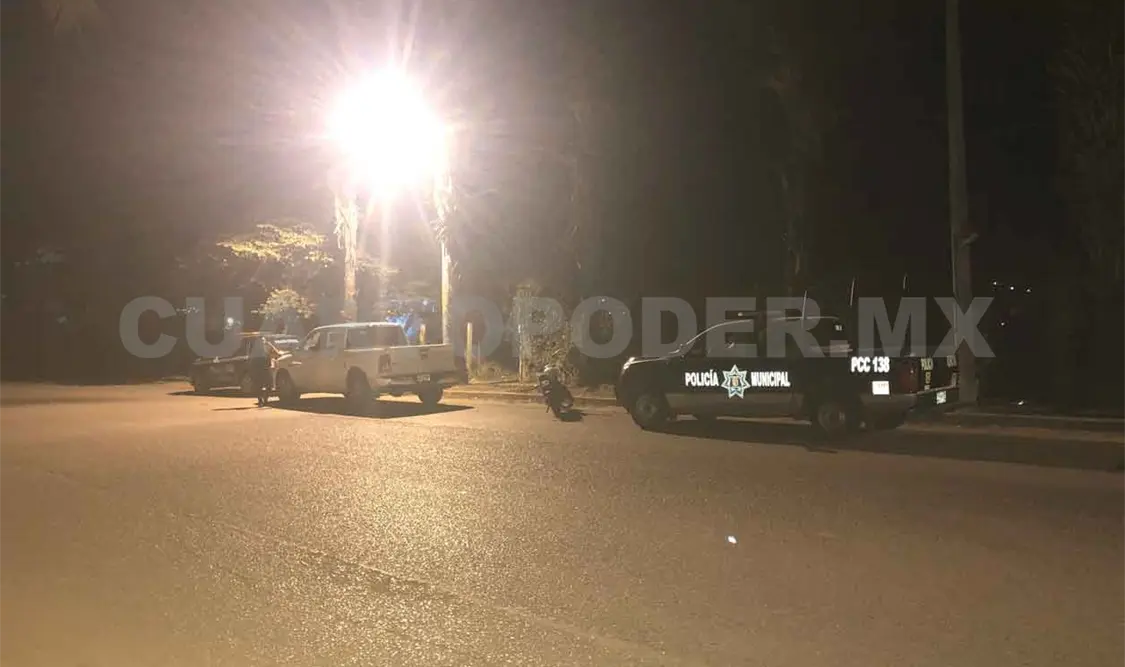 Matan a policía y lo dejan lapidado