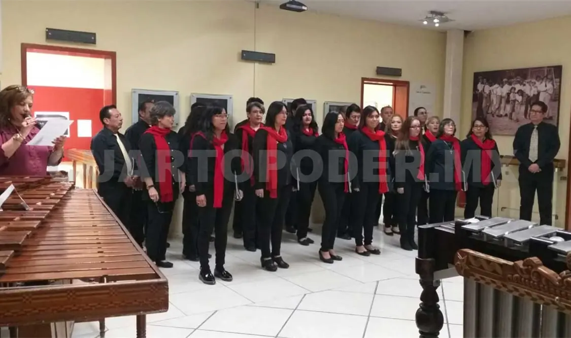El Coro Fraternidad en el Museo de la Marimba. Darwin Mendoza