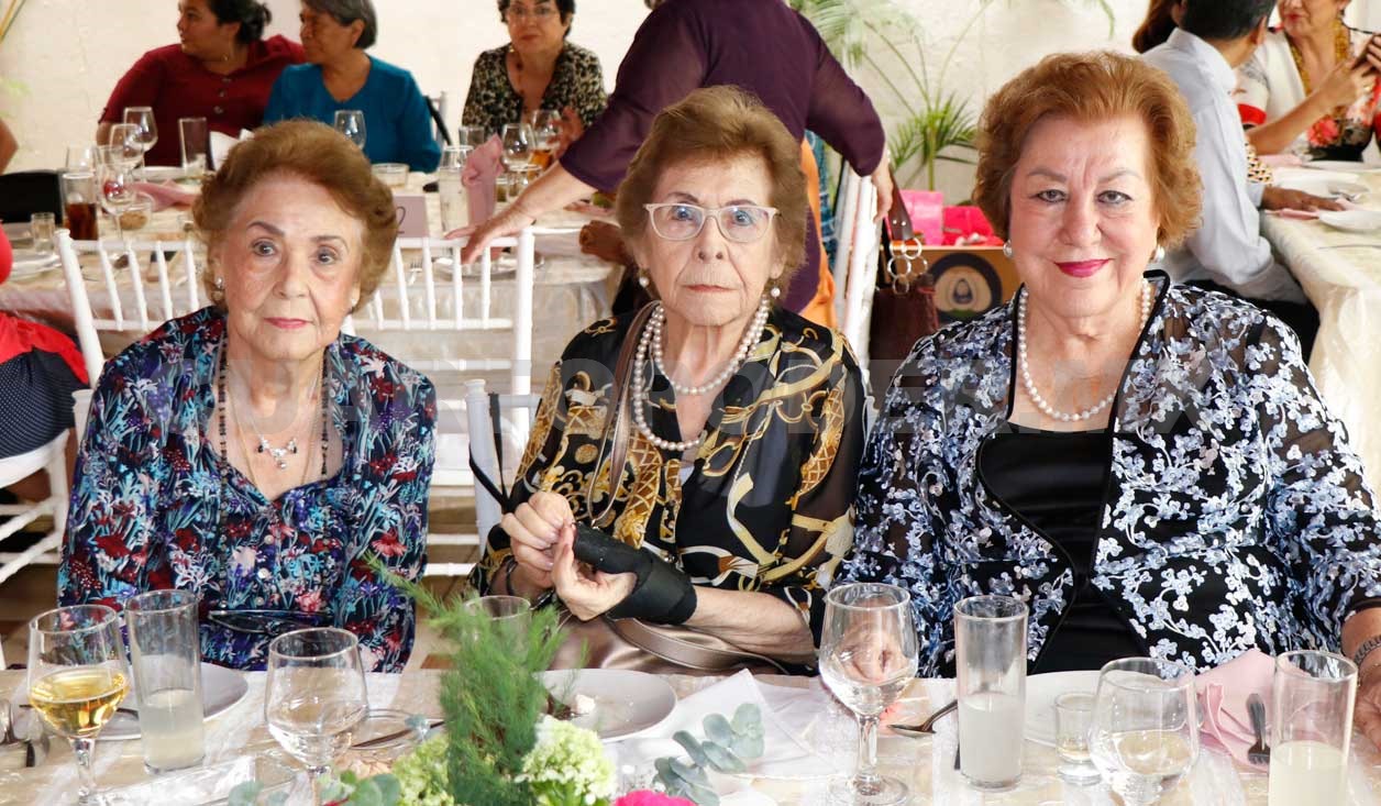 Celebraron 91 años de Amparito