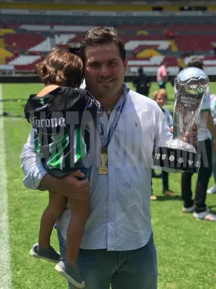 Con el conjunto de Cafetaleros conquistó el título de Liga y el de Campeón de Campeones. Cortesía