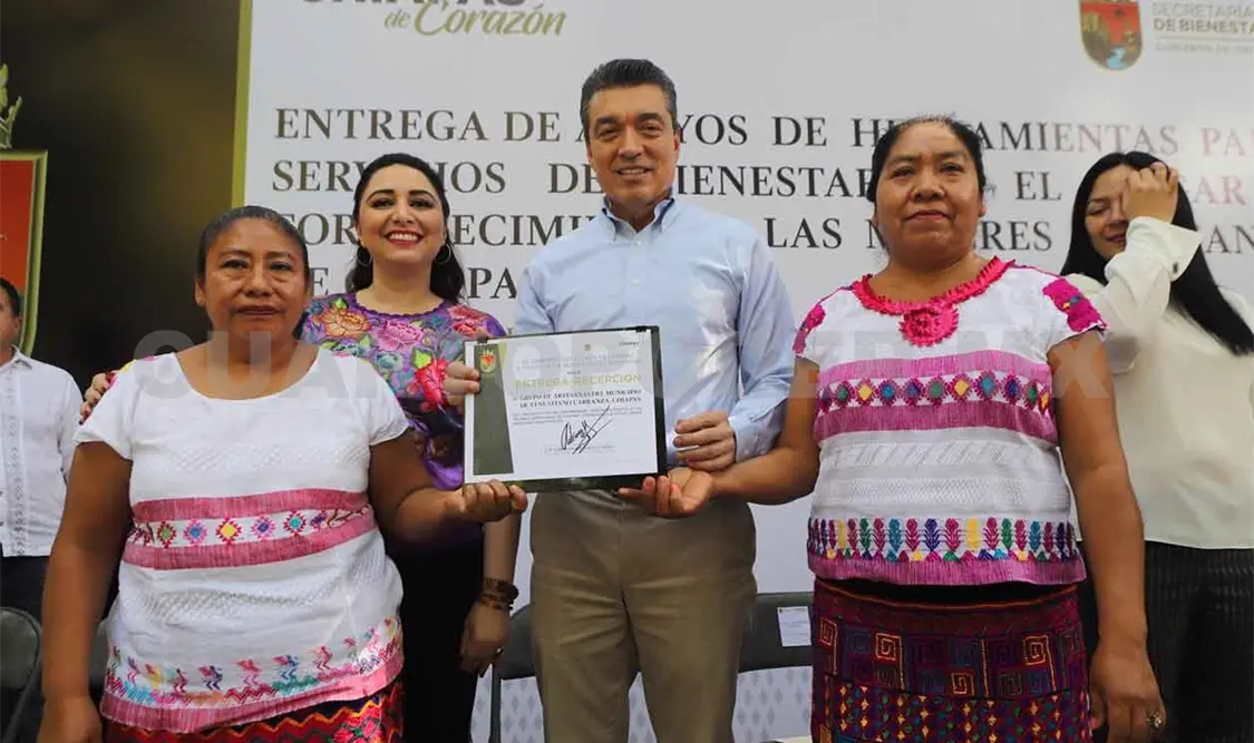 Impulsa REC autoempleo para artesanas y jóvenes