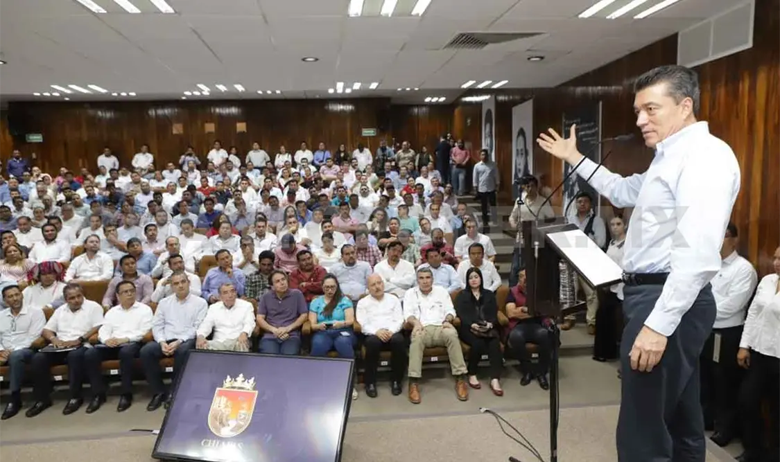 Pide REC honestidad y disciplina financiera