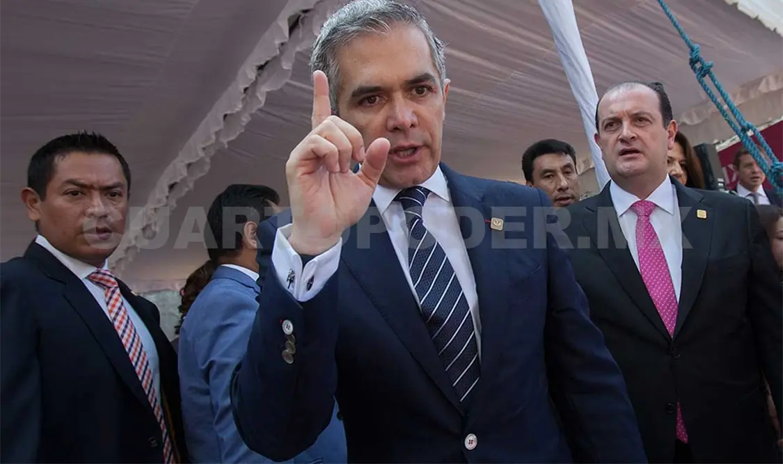 En 2017 el gobierno de la CDMX, en el sexenio de Mancera, envió 31.3 millones de pesos a una empresa dirigida por García Luna. Twitter