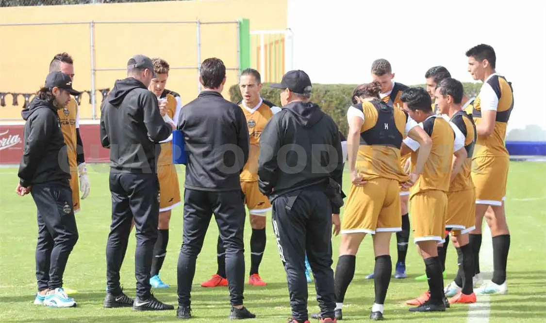 Cafetaleros hizo rodar el balón en Toluca