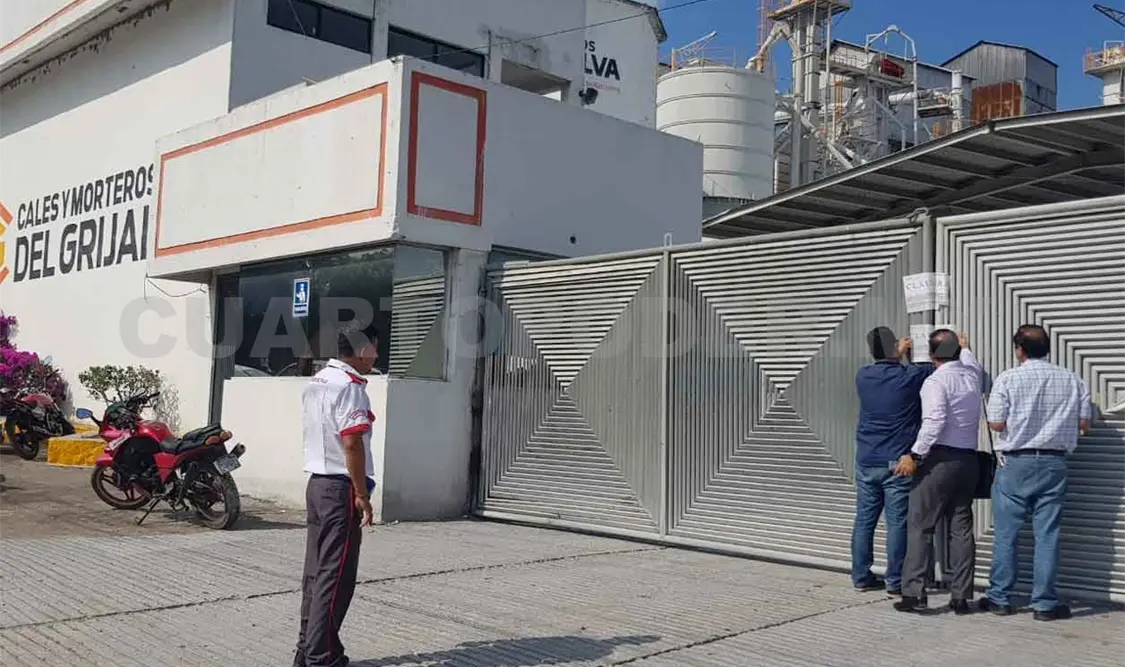 Clausuran calera tras años de daño ambiental